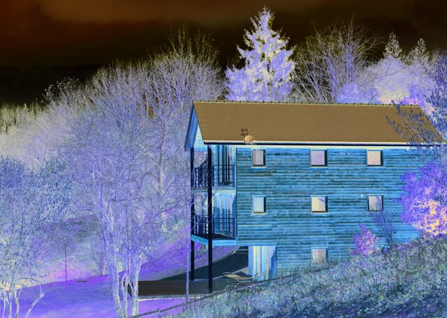 cottage-10_small.jpg
