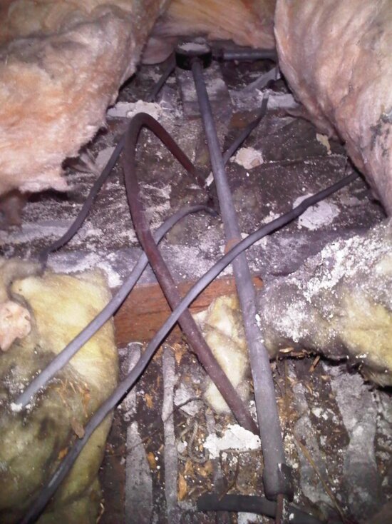 incoming service cable.jpg incoming service cable.jpg