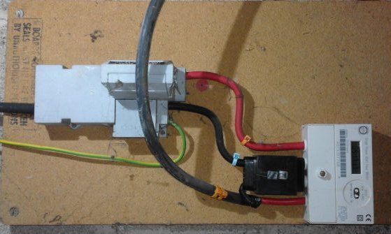 Cut-out & meter.jpg