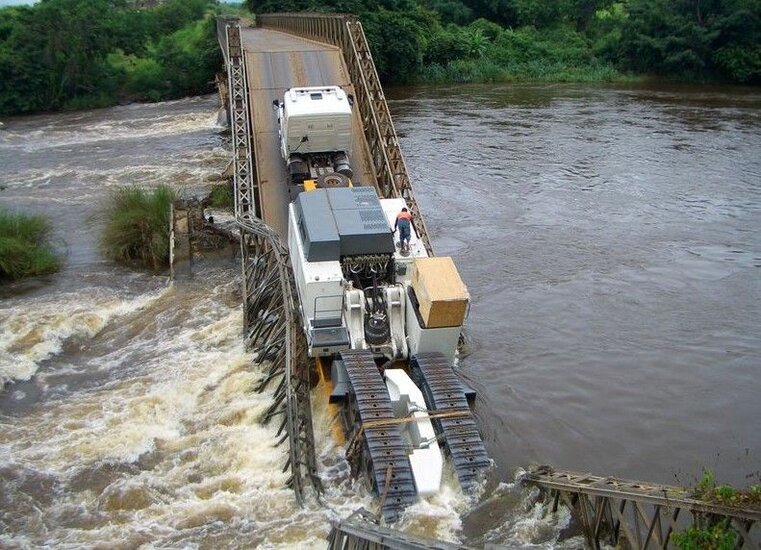 slimfb's truck.jpg