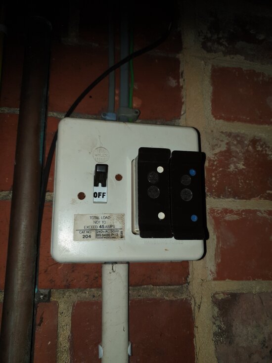 Wylex fuse required in garage 20190220_160133 - EletriciansForums.net