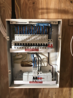 Critical feedback request - Consumer unit. upload_2019-4-27_8-30-10 - EletriciansForums.net