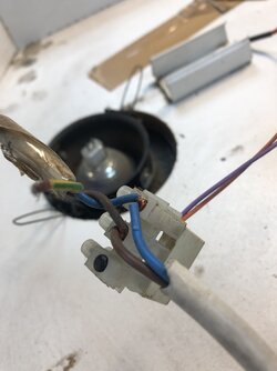 Need some basic electrical wiring help E8D932AE-FD07-4B7B-97CE-A4CD54EE108E - EletriciansForums.net