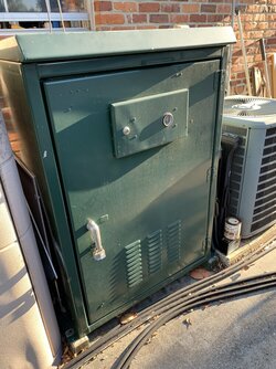 Solar Box (prev traffic cont panel).jpg