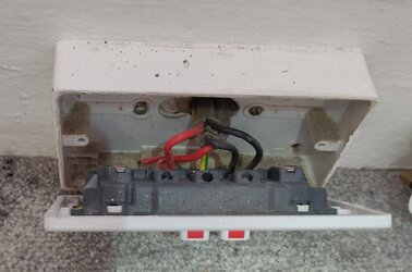 socket.jpg