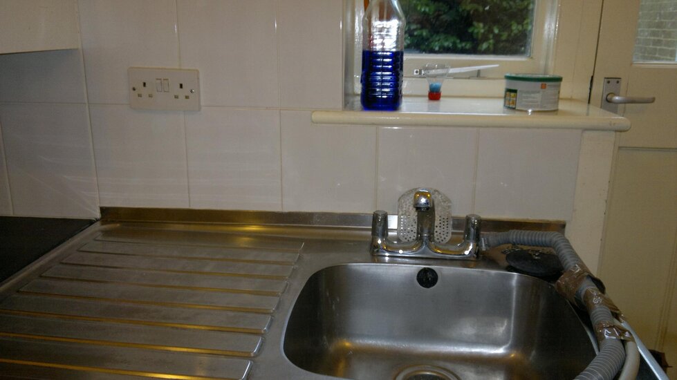 Kitchen socket.jpg