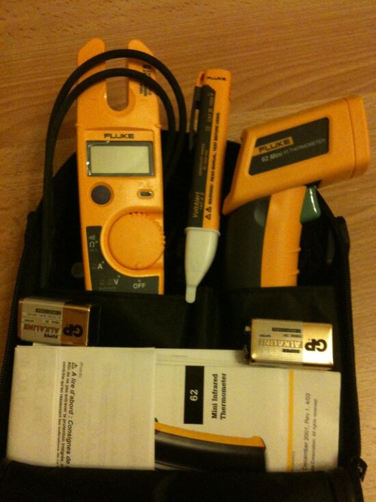 Fluke T5-600-62-1AC Kit.jpg Fluke T5-600-62-1AC Kit.jpg