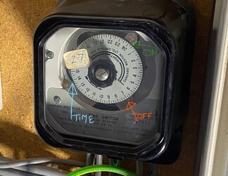 Time switsh_LI (2).jpg