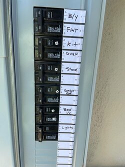 220 Breaker / 110 Circuit WhatsApp Image 2022-08-05 at 11.06.22 AM - EletriciansForums.net 220 Breaker / 110 Circuit WhatsApp Image 2022-08-05 at 11.06.22 AM - EletriciansForums.net