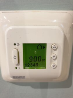 [ElectriciansForums.net] UFH Thermostat model help